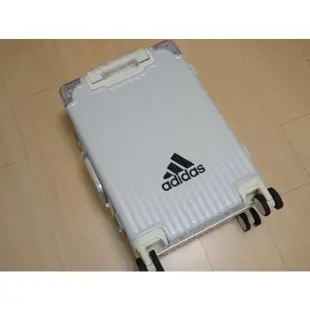 全新限量絕版品 adidas original 愛迪達三葉草 滿版20吋飛機登機箱行李箱旅行箱 塗鴉經典鞋款LOGO烤漆