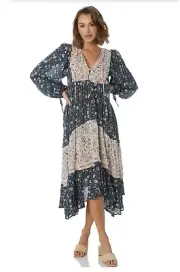 Tigerlily Livana Gracia Midi Dress Size 8 New with Tags RRP $299