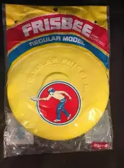 Vintage WHAM-O Frisbee from 1981 - YELLOW