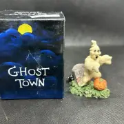 GANZ Ghost Town Ghost At Tomb Stone Figurine New Old Stock