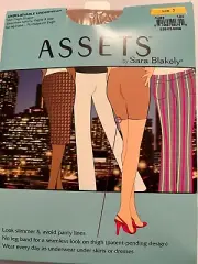 Assets Unbelievable Underwear Mid Thigh Shaper Nude Size 2