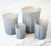 KOCHBLUME 4-Piece Nestable Silicone Measuring Cups in Grey
