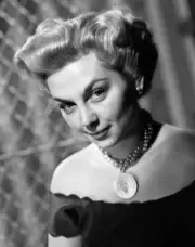 Joan Lorring who plays Suzanne Turrie on THIS IS NORA DRAKE a ra 1940s Photo 5