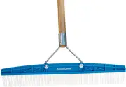 Grandi Groom 18 Inch Carpet Rake With Handle