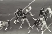 Quarterback Terry Bradshaw Of The Pittsburgh Steelers 1979 Nfl OLD PHOTO 17
