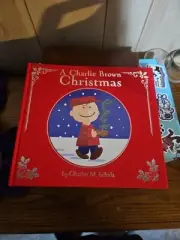Peanuts Ser.: A Charlie Brown Christmas : Deluxe Edition by Charles M. Schulz...