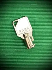 6086 Key -Vending, Coin Operated, Gumball, Arcade, Pinball