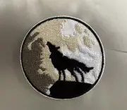 MR ALE Patches - Wolf Howling Round Patch Embroidered Iron-On/Sew-On - NEW