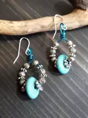 *CLEARANCE*UNIQUE S TURQUOISE WIRE/TURQUOISE HOWLITE/SILVER ACCENT BEAD EARRINGS