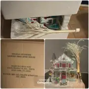 Avon 2001 Christmas Holiday Splendor Fiber Optic Color Changing Light Up House