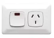 Clipsal PRESTIGE P2000 SINGLE SWITCHED SOCKET 10A 250V 3-Pin, With Neon WHITE