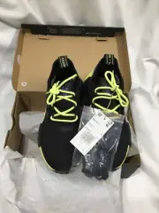 Adidas NMD_R1J size 4 GW6018
