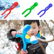 Outdoor snowball clip child snowball fight snowman kid toy