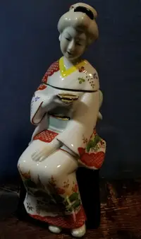 在飛比找樂天市場購物網優惠-日本陶瓷酒瓶人偶1219