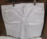 SHORTS IZOD Performx Golf Walking Women White Black Pattern sz 10 NEW