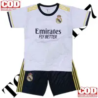 在飛比找蝦皮購物優惠-真正的馬德里新款皇家馬德里足球俱樂部兒童足球球衣套裝適合兒童