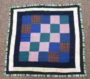 Quilt Handmade Patchwork Lap Throw Floral Wavy Stitch 33.5x34.5 New
