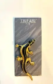 Rare Find Vintage 1990s TRIFARI Signed Gold and Black Lizard Reptile Brooch Pin