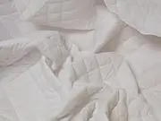 Minerva Crafts Quilted Polycotton Fabric White - per metre