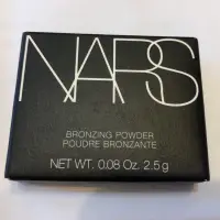 在飛比找蝦皮購物優惠-NARS3D立體燦光修容餅 全新