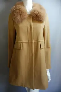 在飛比找Yahoo!奇摩拍賣優惠-W11 狐狸毛領 100% 真羊毛呢大衣外套 女 羊毛外套皮