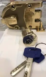 Locks Heavy Duty Nabob Deadbolt With High Security Yardeni Cylinder