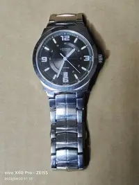 在飛比找Yahoo!奇摩拍賣優惠-中古的 LICORNE MILANO 力抗錶