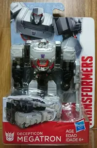 在飛比找樂天市場購物網優惠-☆勳寶玩具舖【現貨】變形金剛 TRANSFORMERS 世代