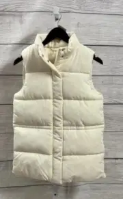 Amazon Essential Cream Puff Zip Up Vest Women Size Small