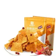 108g*2 Sichuan pepper rice crust Chinese Spicy Snacks 良品铺子花椒锅巴爆辣味108g*2 休闲零食