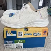 Woman's Sz 9.5 Athleisure Skechers Hands Free Slip Ins Ultra-flex 3.0 Natural