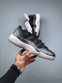 在飛比找Yahoo!奇摩拍賣優惠-喬丹Air Jordan 11 Bred &amp;#92;