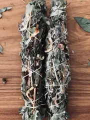 Sage Protection Attracts Prosperity & Wealth Jumbo Smudge Stick