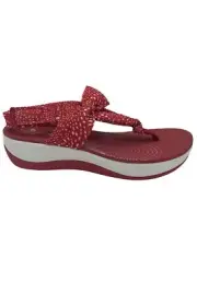 CLOUDSTEPPERS by Clarks Jersey Sandals Arla Nicole Red Dots