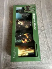 PINT GLASS 4 Pack Official Attack on Titan SET of 4 NEW