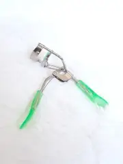 KLEANCOLOR Wonder Eyelash Curler "GREEN" ~ NEW!!!