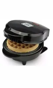 NEW Toastmaster 4" Mini Belgian Waffle Maker TM-46WMKL. New in Box