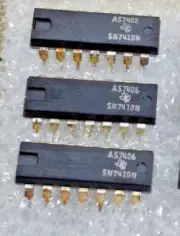 Texas Instrument SN7410N Logic Gates Triple 3-input Positive-NAND14DIP (3) Piece