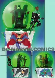 DC Comics JUSTICE LEAGUE SNOWGLOBE JLA BATMAN Superman NEW!! Statue Maquette