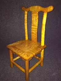在飛比找Yahoo!奇摩拍賣優惠-大葉金絲楠木雕官帽椅靠背椅圓雕復古家具兒童小凳子實木椅子送禮