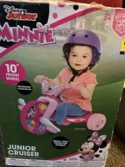 MINNIE MOUSE Ride-On 10" Cruiser. Top Of Box Has Been Opened But Complete.