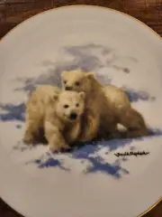 Polar Bear – Small Wedgwood Plate