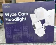 Wyze WZEC3FL Outdoor Floodlight Security Camera