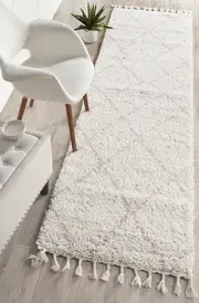 Saffron Runner Rug in Pink