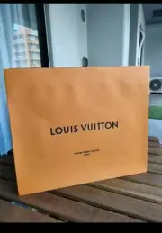 LOUIS VUITTON 15.6 X 13.25 X 6.25 Large Authentic Gift Shopping Paper Bag Orange