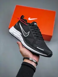 在飛比找Yahoo!奇摩拍賣優惠-耐克Nike Air Zoom Winflo 9X登月系列 