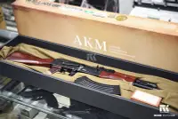 在飛比找Yahoo!奇摩拍賣優惠-【磐石】MARUI AKM GBB 瓦斯槍 瓦斯長槍-MAR