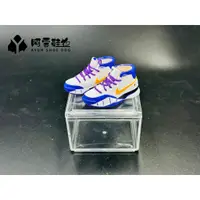 在飛比找蝦皮購物優惠-【阿雲】kobe 1 白紫 迷你鞋子模型 立體球鞋 迷你鞋模