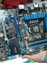 在飛比找露天拍賣優惠-Asus/華碩 P8Z77-V DELUXE Z77 支持 