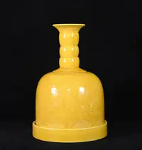 在飛比找Yahoo!奇摩拍賣優惠-大明弘治年制黃釉雕刻龍紋骰鐘，高22×15公分3600394